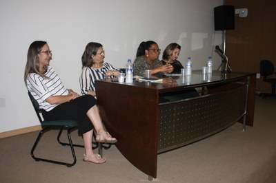 Pedagogia realiza Colóquio sobre Gestão Escolar Pedagogia realiza Colóquio sobre Gestão Escolar
