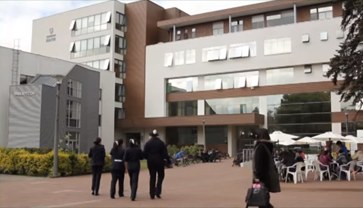 Projetos, parcerias e bolsas para experiências de cursos e estágios remunerados no exterior